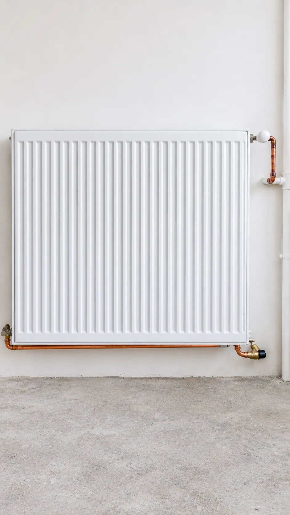 Radiateur blanc neuf raccordé en tube cuivre